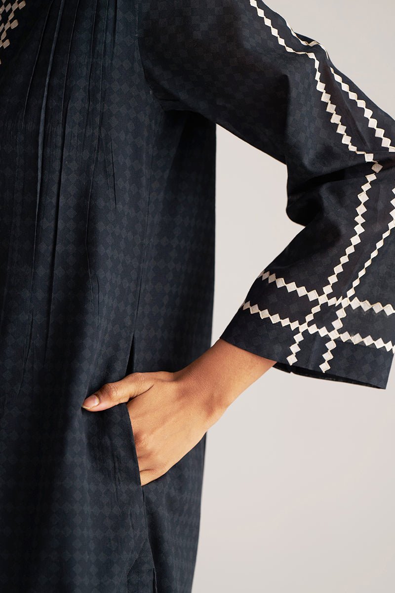 left hand pocket model view Black & White Mul Mul Print Co-Ord Set