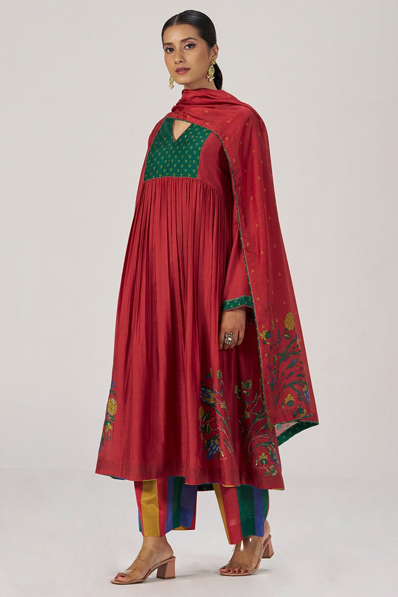 Tango Red and Green Festive Print Kurta Set - Ganga Fashions