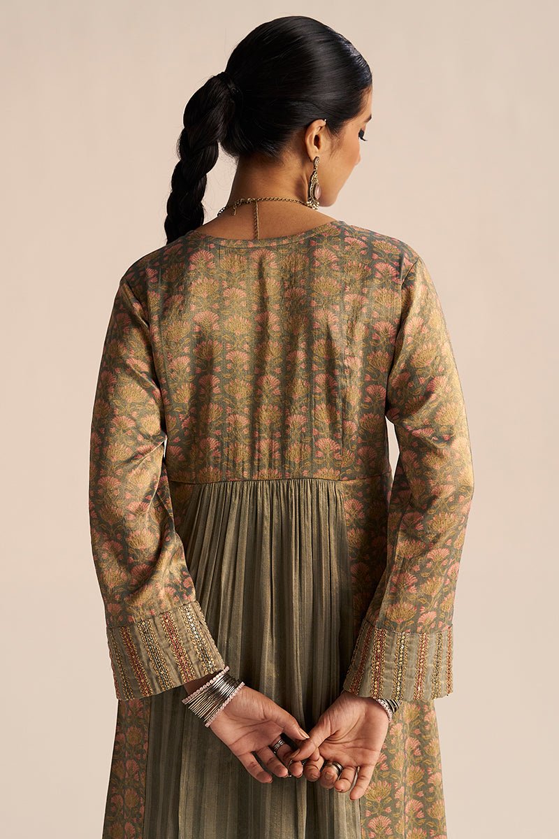 full back view model Monument Grey Tissue Festive Kurta Set