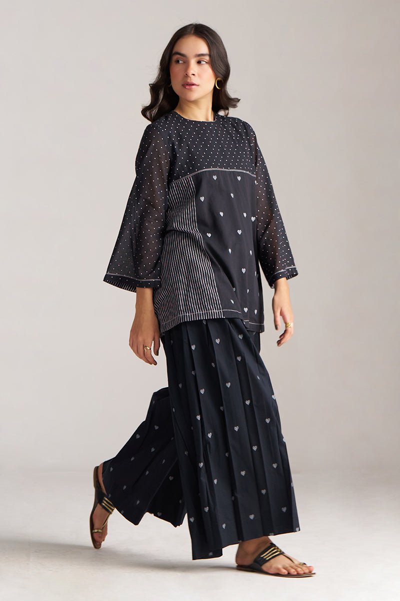 Black and White Mul-Mul Co-ord Set