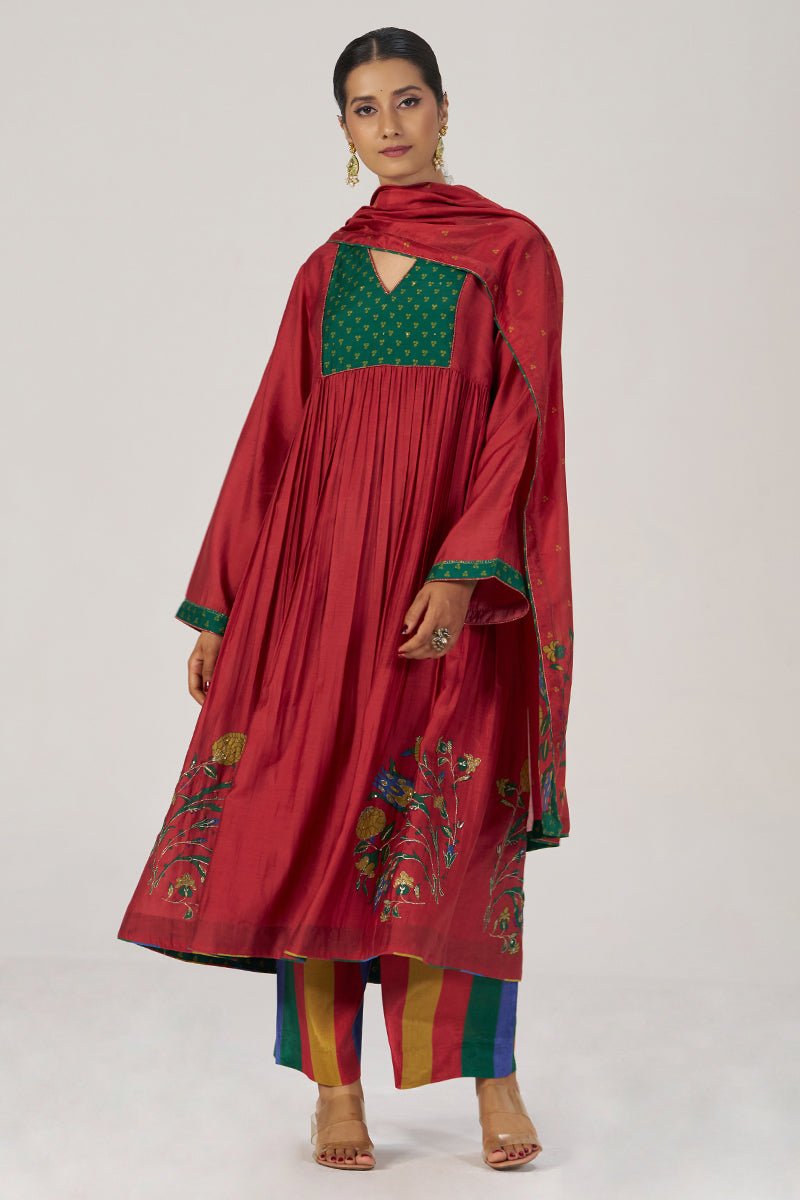 Tango Red and Green Festive Print Kurta Set - Ganga Fashions
