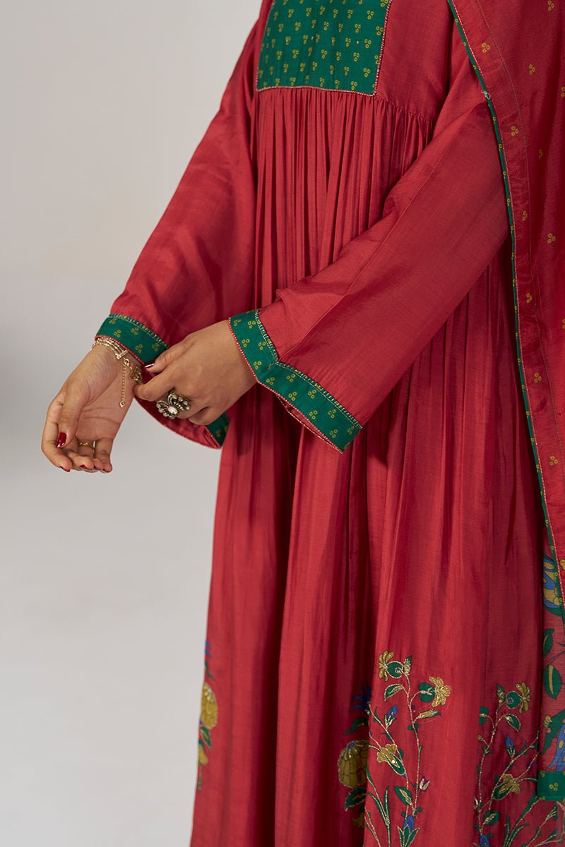 Tango Red and Green Festive Print Kurta Set - Ganga Fashions