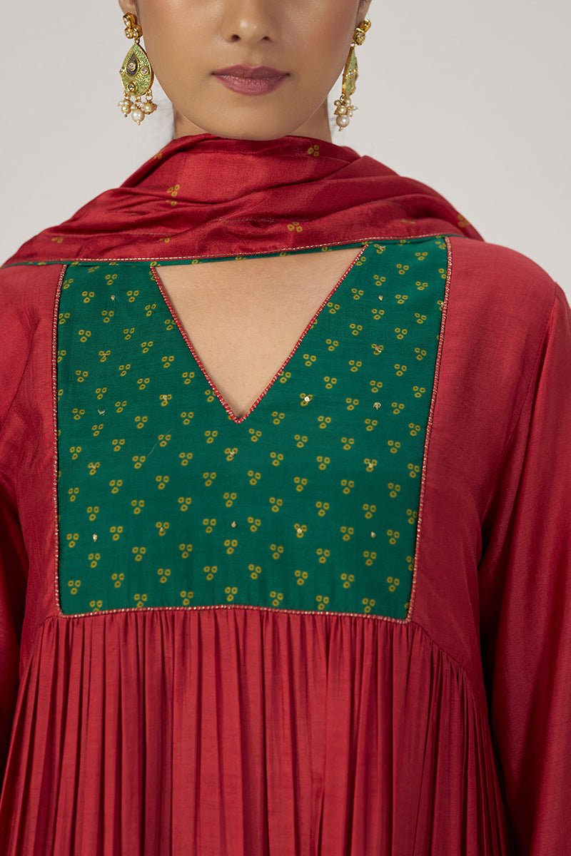 Tango Red and Green Festive Print Kurta Set - Ganga Fashions