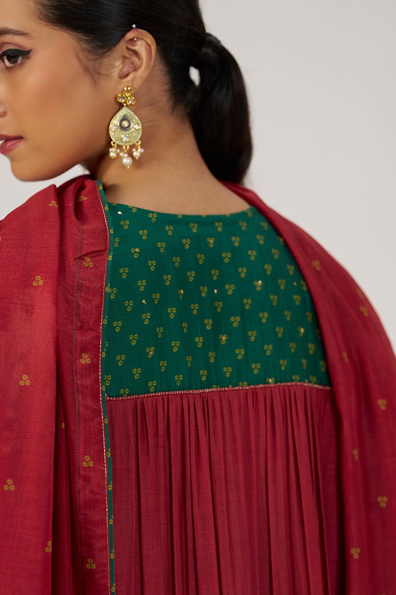 Tango Red and Green Festive Print Kurta Set - Ganga Fashions