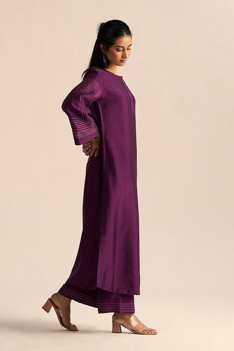 right side mdel view Plum Silk Co-ord Set Sleeve Online