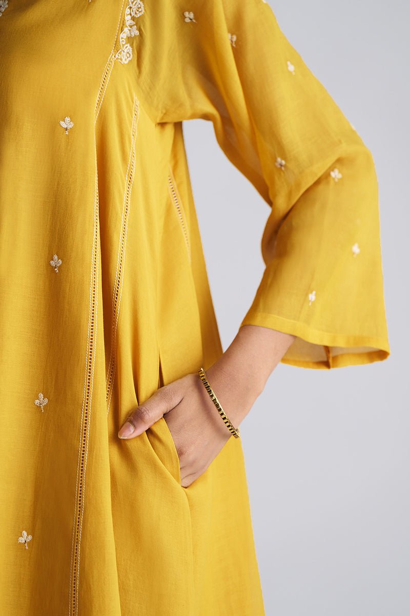 Mango Mojito Mul-Chanderi Embroidered Kurta Set