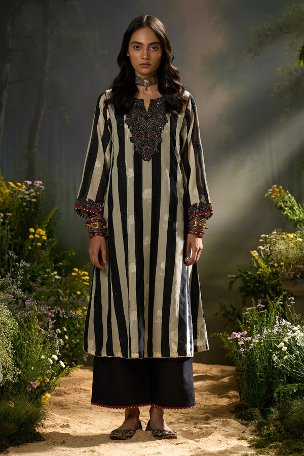 Black and Off White Stripe Traditional Co-ord Set