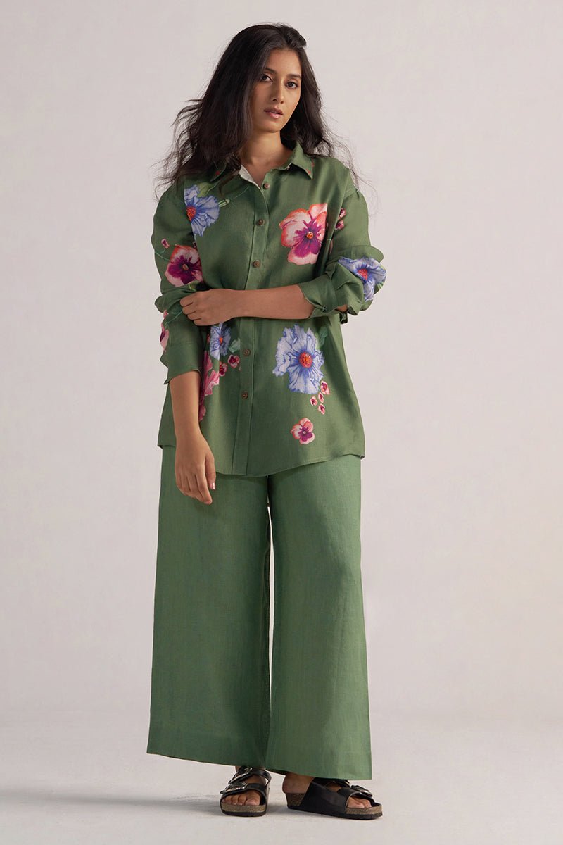 full odel front view Green Pure Linen Co-ord Set