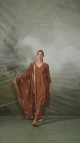 Toffee Zari Woven Festive Kurta Set