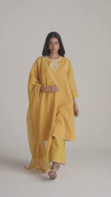 Mango Mojito Mul-Chanderi Embroidered Kurta Set